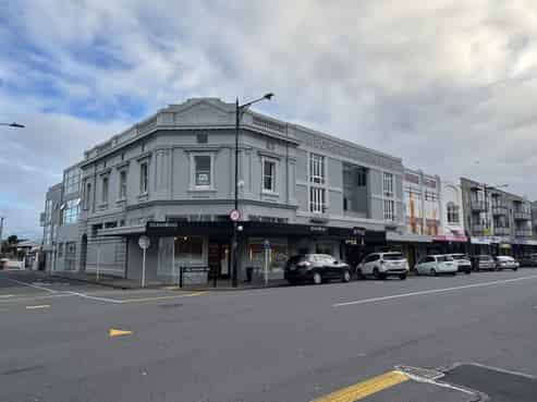 Petone Polished Potential