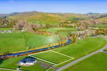 52 Punawaitai Road, Pourerere