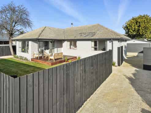 6 Philomel Street, North New Brighton
