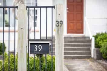 39 Springfield Crescent, Enderley