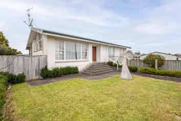 39 Springfield Crescent, Enderley