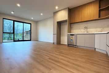 8/299 Te Taruna Drive, Milldale