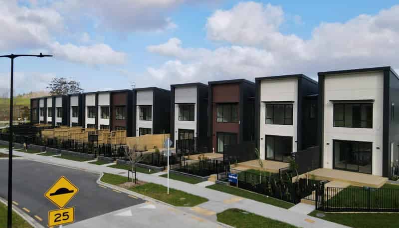 8/299 Te Taruna Drive, Milldale