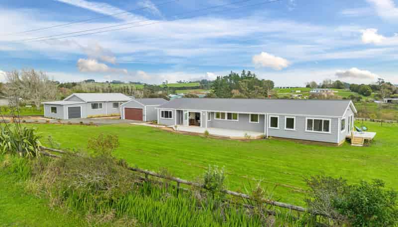 4 Henley Road, Kaukapakapa