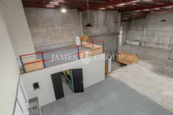 FREEMANS BAY OFFICE + WAREHOUSE