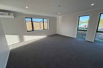 13 Corrib Grove, Milson
