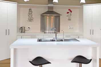 6 Essex Street, Weston