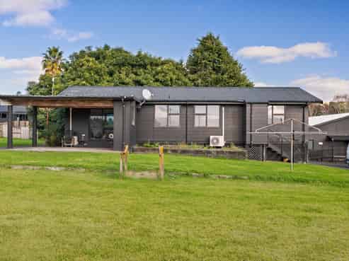 11 Gill Lane, Te Puna