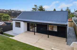24 Cooper Street, MORNINGTON