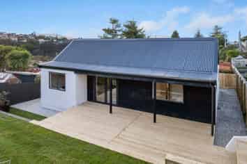 24 Cooper Street, MORNINGTON