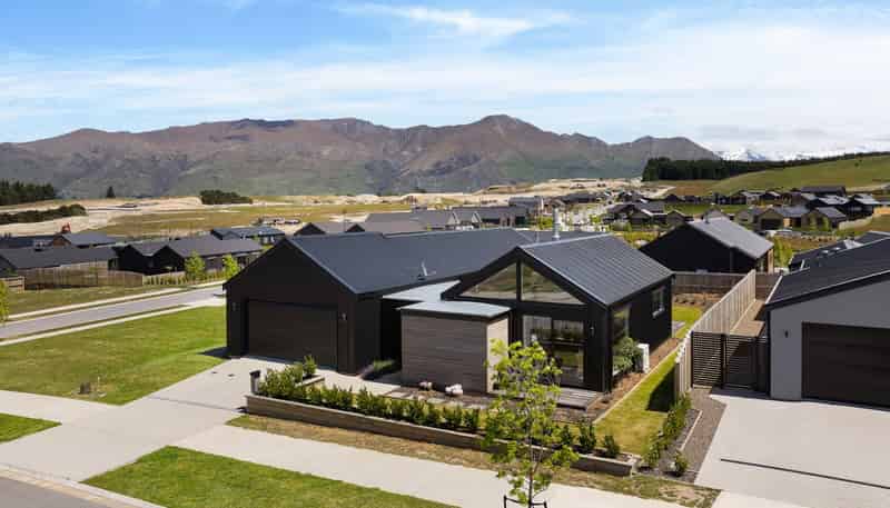 15 Riverslea Road, Wanaka