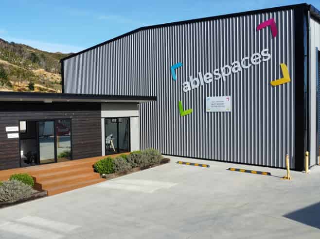 Polished High Stud Warehouse + Secure Yard