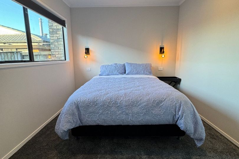 Love it? Live in it! Fully Furnished 2-Bedroom Gem in the Heart of Papakura - Vista 5