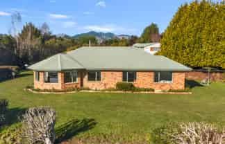 86 Totara View Road, Wakefield