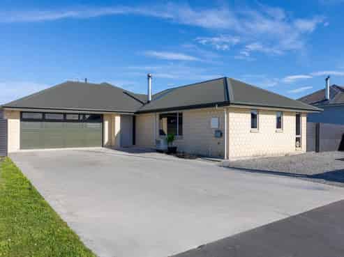 21 Cridland Street West, Kaiapoi