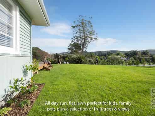 29 Cambridge Road, Riverhead