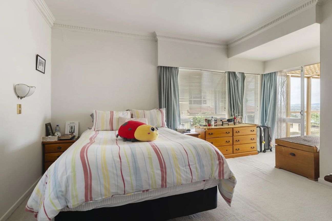House in Howick, Donegal Glen, Flat Bush - More