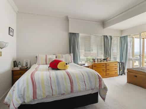 49 Hilltop Road, Flat Bush