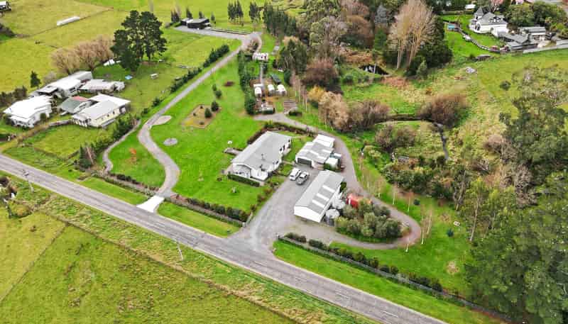 100 Cole Street, Dannevirke