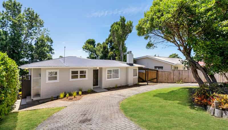16A Beswick Place, Birkdale