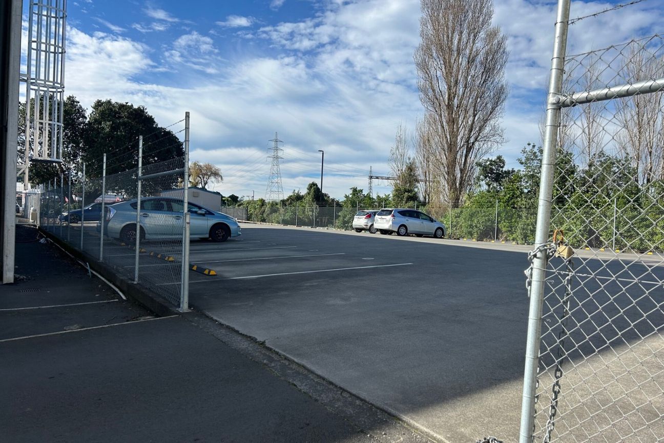 46 Secure Rooftop Car Parks on Hugo Johnston Drive