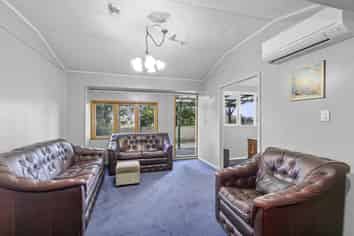 2 Gurney Road, Kelson