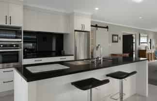 48 Arran Drive, Katikati