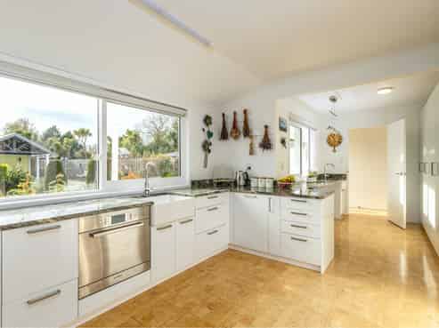 32 Harrison Road, Winchester