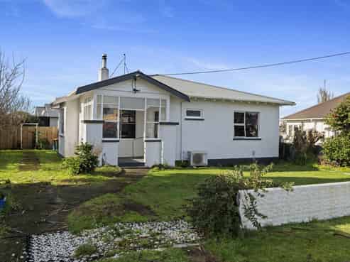 32 Bedford Street, Eltham