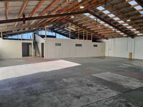 Smart CBD Warehouse