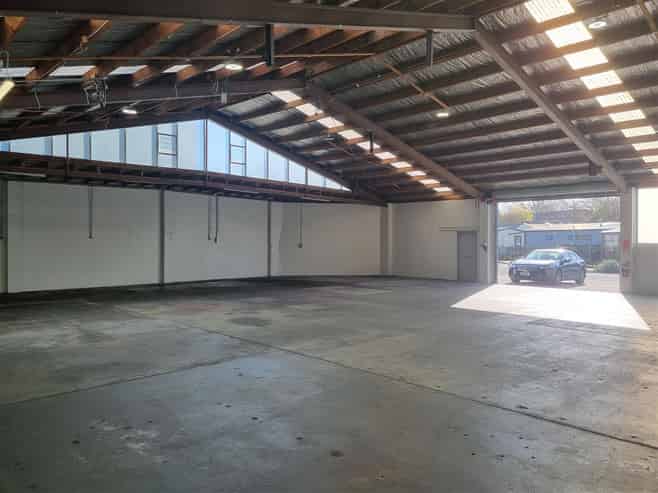Smart CBD Warehouse