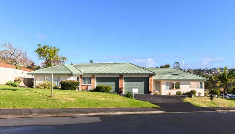 60  Hewlett Road, Massey