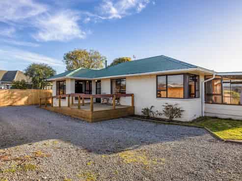 7 Tenby Place, Avondale