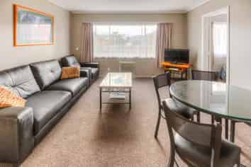 Wanaka True Lifestyle Town - 13 Unit Motel