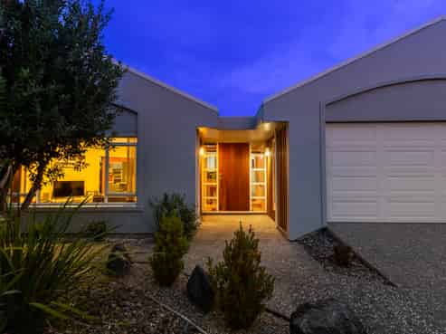 43 Quadrant Heights, Paraparaumu