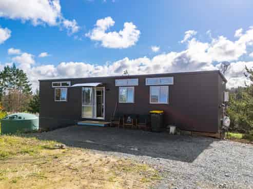 439 Franklin Road, Paparoa