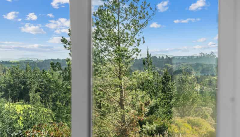 439 Franklin Road, Paparoa