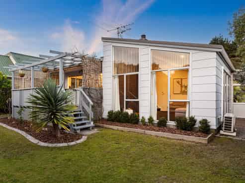 48 Tweed Road, Papakowhai