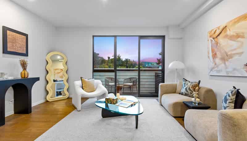 8 Meadowbank Road, Meadowbank