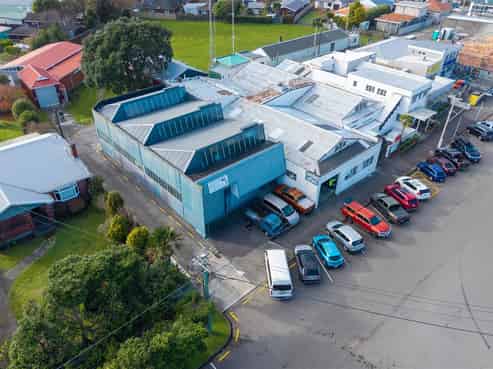 Strategic Dual-Tenancy Property - Invest and Occupy