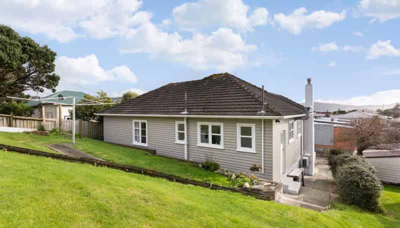 32 Burgess Road, Johnsonville