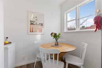 32 Burgess Road, Johnsonville