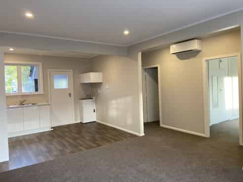 6 Mangaroa Hill Road, Maoribank