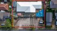 Open gallery