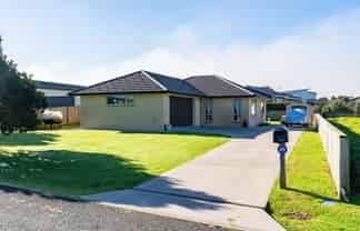 4 Pipi Place, Baylys Beach