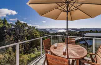 2 Arabella Road, Opua