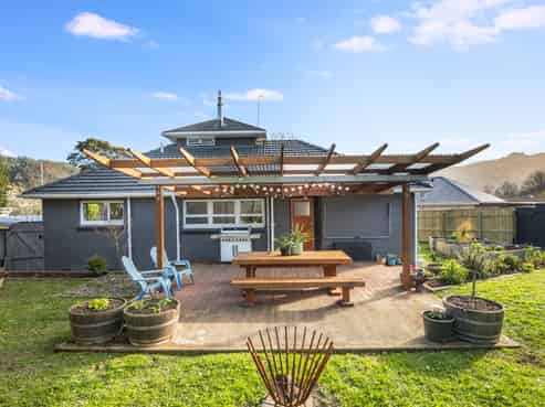 39 Whitemans Road, Silverstream