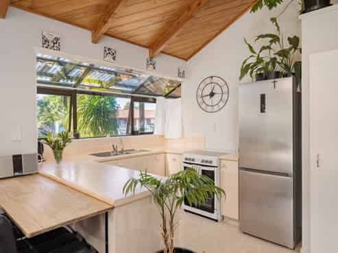12 Kane Road, Papamoa