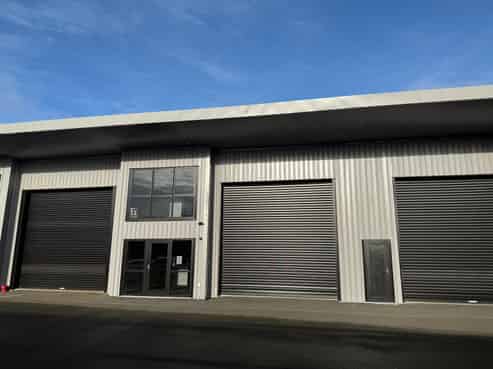 Strategic Industrial Unit Near Hamilton Airport