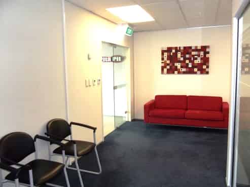 Cosy Office Suite Available - Takapuna